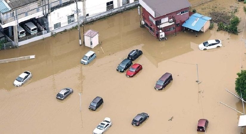 Japonya’yı rekor yağış ve sel vurdu… 8 meyyit