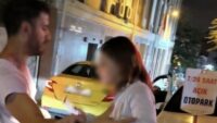 Kanadalı turisti takside bıçaklayıp POS aygıtıyla soydular