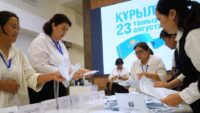 Kazakistan’da meclis seçimi sonuçları muhakkak oldu