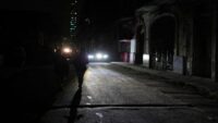Küba’da elektrik şebekesi yeniden çöktü. Beş eyalet karanlıkta kaldı
