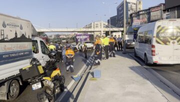 Küçükçekmece’de D-100’de korkunç kaza. Üç kişi öldü, yaralılar var