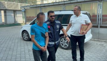 Kumsalda güneşlenen bayana cinsel taciz argümanı. Şahıs gözaltına alındı
