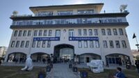 Kuşadası Belediyesi’ne yeni operasyon. Yeni Partili milletvekilinin kızı ve damadı da gözaltında