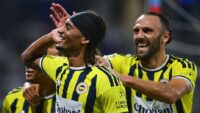 Lyon (2) 1-2 (3) Fenerbahçe (UEFA Şampiyonlar Ligi)