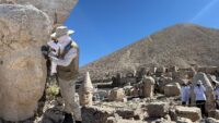 Nemrut’un dev heykellerine 5 yıllık muhafaza kalkanı