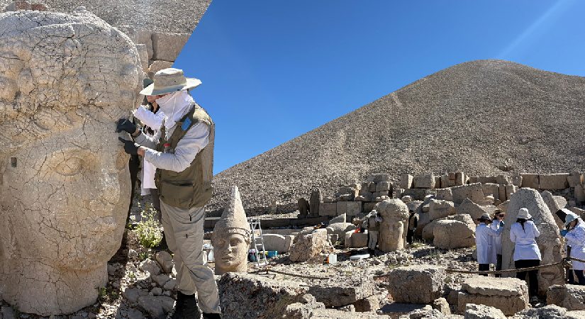 Nemrut’un dev heykellerine 5 yıllık muhafaza kalkanı