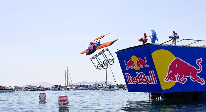 Red Bull Uçuş Günü İstanbul’da ‘Uçuş Serbest’ Dedi