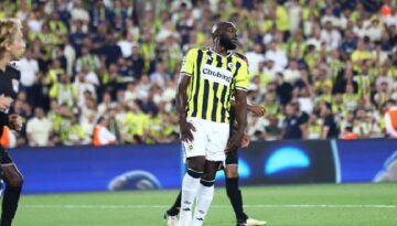 Romelu Lukaku, birinci defa Fenerbahçe forması giydi!