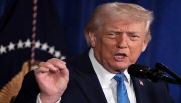 Seçim haberini beğenmeyen Trump, NBC muhabirini tehdit etti