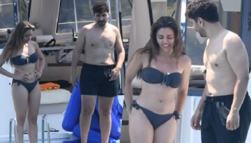 Sıla Türkoğlu’nun tekne sefası