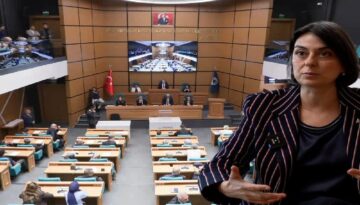 Sinem Dedetaş tutuklanmıştı. Üsküdar Belediyesinde başkanvekili seçiliyor