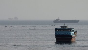 Şirketler çıkmaza girdi. Hürmüz Boğazı’nda ne olacak?