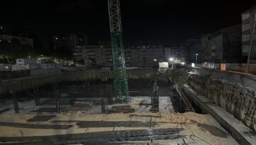 Sultangazi’de inşaatta toprak kayması. Çatlak oluşan sokak kapatıldı