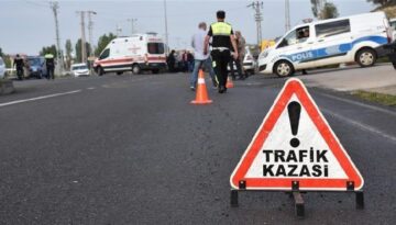 Tankerin çarptığı arabadaki çift hayatını kaybetti