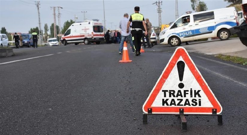 Tankerin çarptığı arabadaki çift hayatını kaybetti