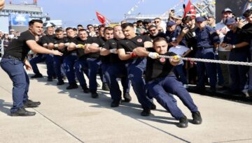 TEKNOFEST Mavi Vatan’da halat çekme heyecanı