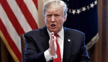 Trump: İran görüşmek için yalvarıyor