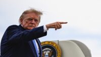 Trump: İran ile çok düzgün görüşmeler yürütüyoruz