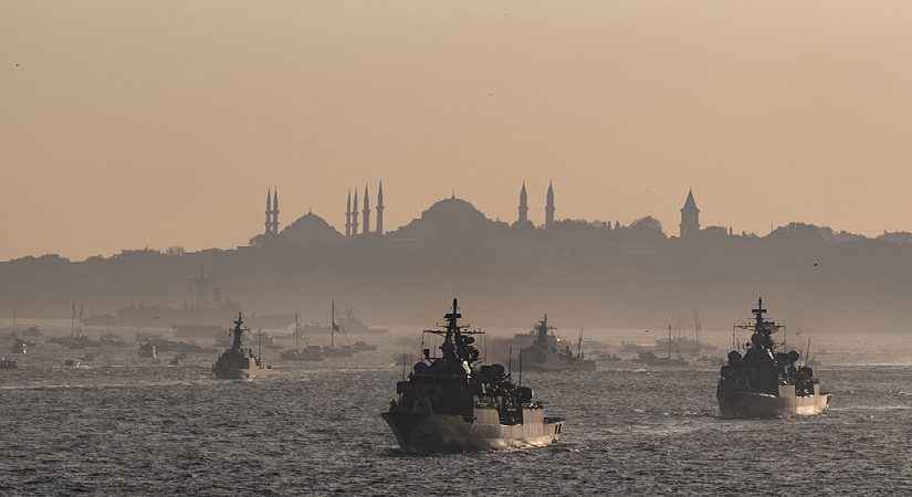 Türk donanması İzmit Körfezi’ni selamlayacak