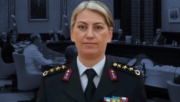 Türk Hava Kuvvetleri’nin birinci bayan paşası Hasret Karapınar oldu