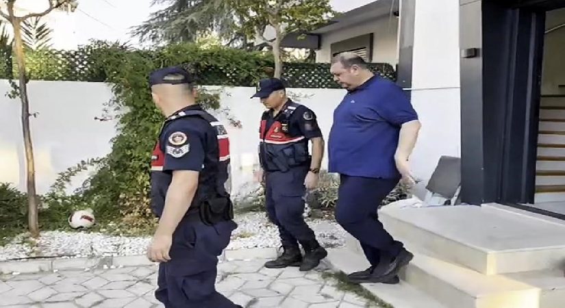 Tutuklanan Menderes Belediye Başkanı İlkay Çiçek görevden uzaklaştırıldı