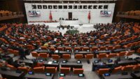 Üç milletvekili daha AK Parti’ye katıldı. İşte Meclis’teki yeni sandalye dağılımı