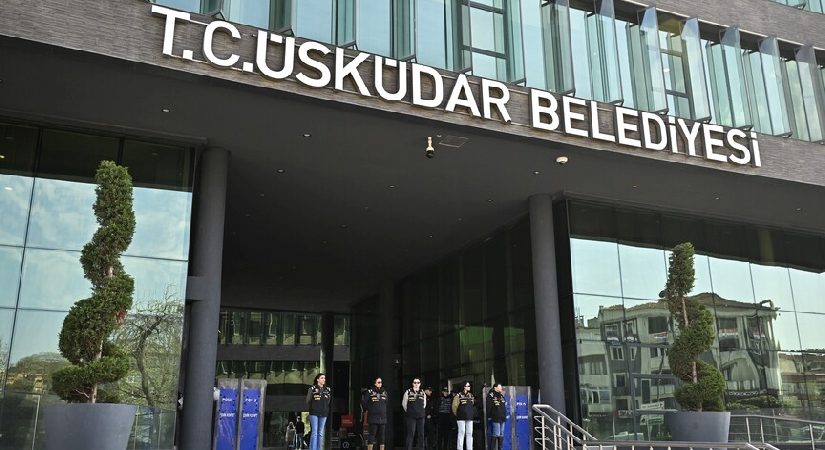 Üsküdar Belediyesi’nde lider vekilliği seçimine yürütmeyi durdurma kararı
