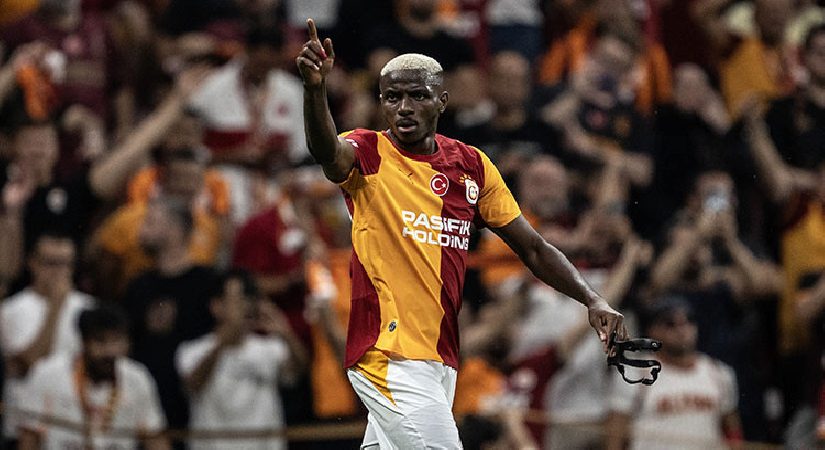 Victor Osimhen’den transfer karşılığı: ‘Görür ve düşünürüz!’