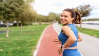 Yaz aylarında spor yapanlar dikkat. İhmal etmemeniz gereken 8 kural