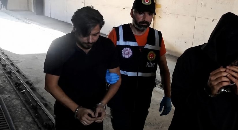 YouTuber Arif Kocabıyık, yurt dışına kaçmaya çalışırken TIR dorsesinde yakalandı