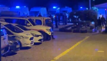 Zeytinburnu açıklarında gemide zehirlenen işçi yardım istedi