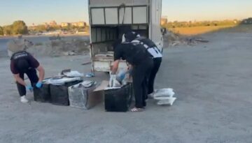Zeytinburnu’nda uyuşturucu ticaretine darbe. 83 kilogram skunk ele geçirildi