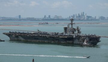 270 gün sonra karaya çıktılar. USS Abraham Lincoln Tayland’a ulaştı