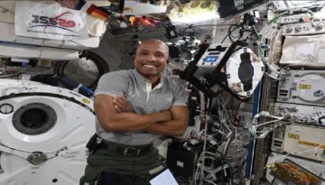 54 yıl sonra Ay’a giden NASA astronotları tek tek vazifeden ayrıldı