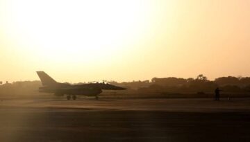 ABD’nin Michigan eyaletinde eğitim sırasında F-16 savaş uçağı düştü