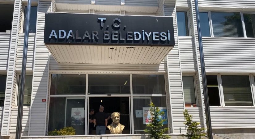 Adalar’da yeni belediye başkanvekili seçilecek