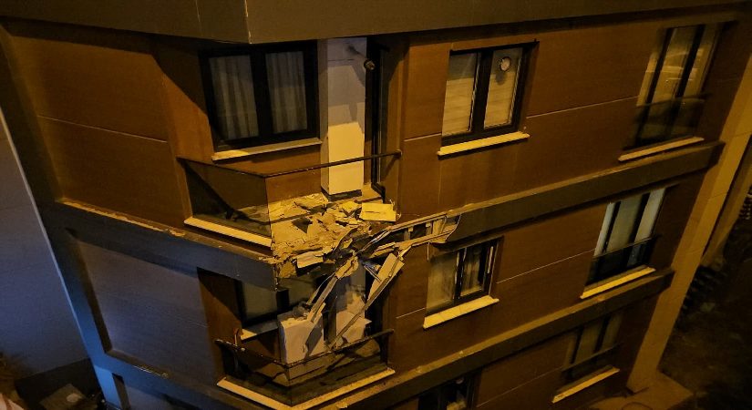 Alkollü şoför dehşeti: Binanın 3. katına çarparak durabildi