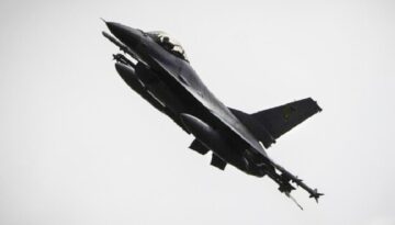 Almanya’da ABD Hava Üssünden kalkan F-16 savaş uşağı düştü