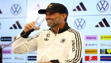 Almanya’da Klopp yasakları başladı. Listede telefon da var özel kuaför de