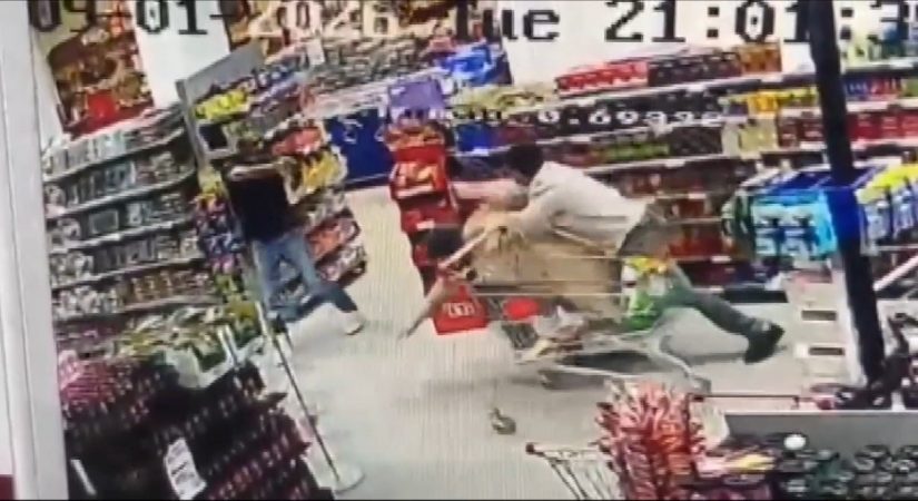 Ankara’da markette endişe dolu anlar