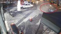 Antalya’da korkunç kaza: Motoru fırladı, yaya 5 saniyeyle kurtuldu