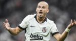 Ayrılığın eşiğinden döndü, Beşiktaş’ın vazgeçilmezi oldu