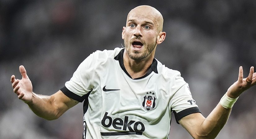 Ayrılığın eşiğinden döndü, Beşiktaş’ın vazgeçilmezi oldu