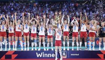 Bakan Bak, Avrupa şampiyonu A Ulusal Bayan Voleybol Kadrosu’nu tebrik etti