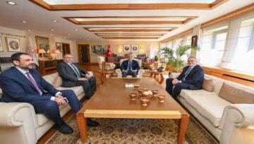 Bakan Ersoy ile Prof. Dr. Erhan Afyoncu’dan tarih ve kültür buluşması