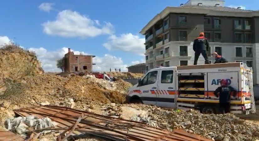 Başakşehir’de istinat duvarı çöktü: Bir emekçi hayatını yitirdi