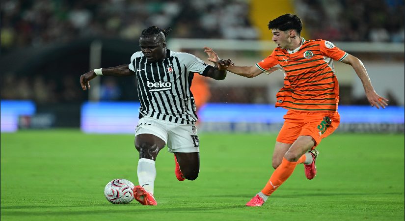 Beşiktaş, Ümit Akdağ’ı transfer etti
