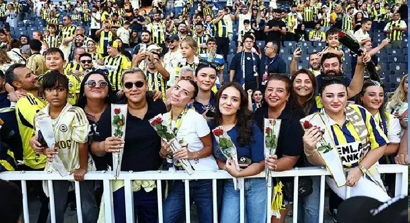 Fenerbahçeli bayanlar locada ağırlandı