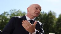 FIFA Başkanı devam eden istifa davetlerine karşılık verdi. “Reforma gidelim”
