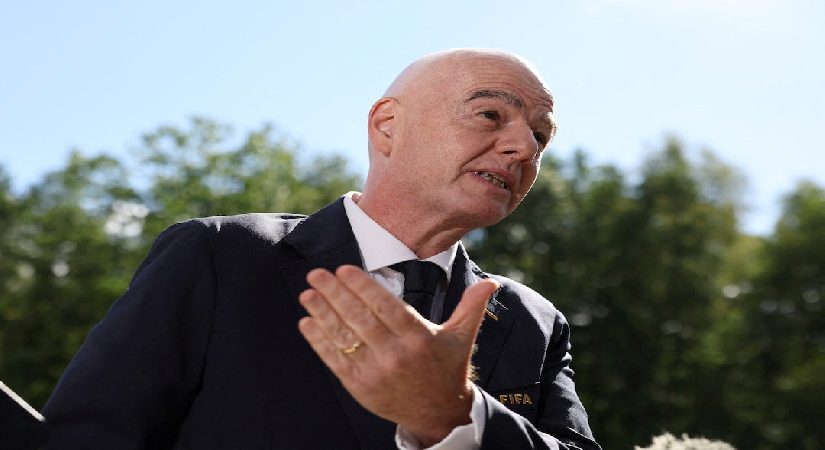 FIFA Başkanı devam eden istifa davetlerine karşılık verdi. “Reforma gidelim”